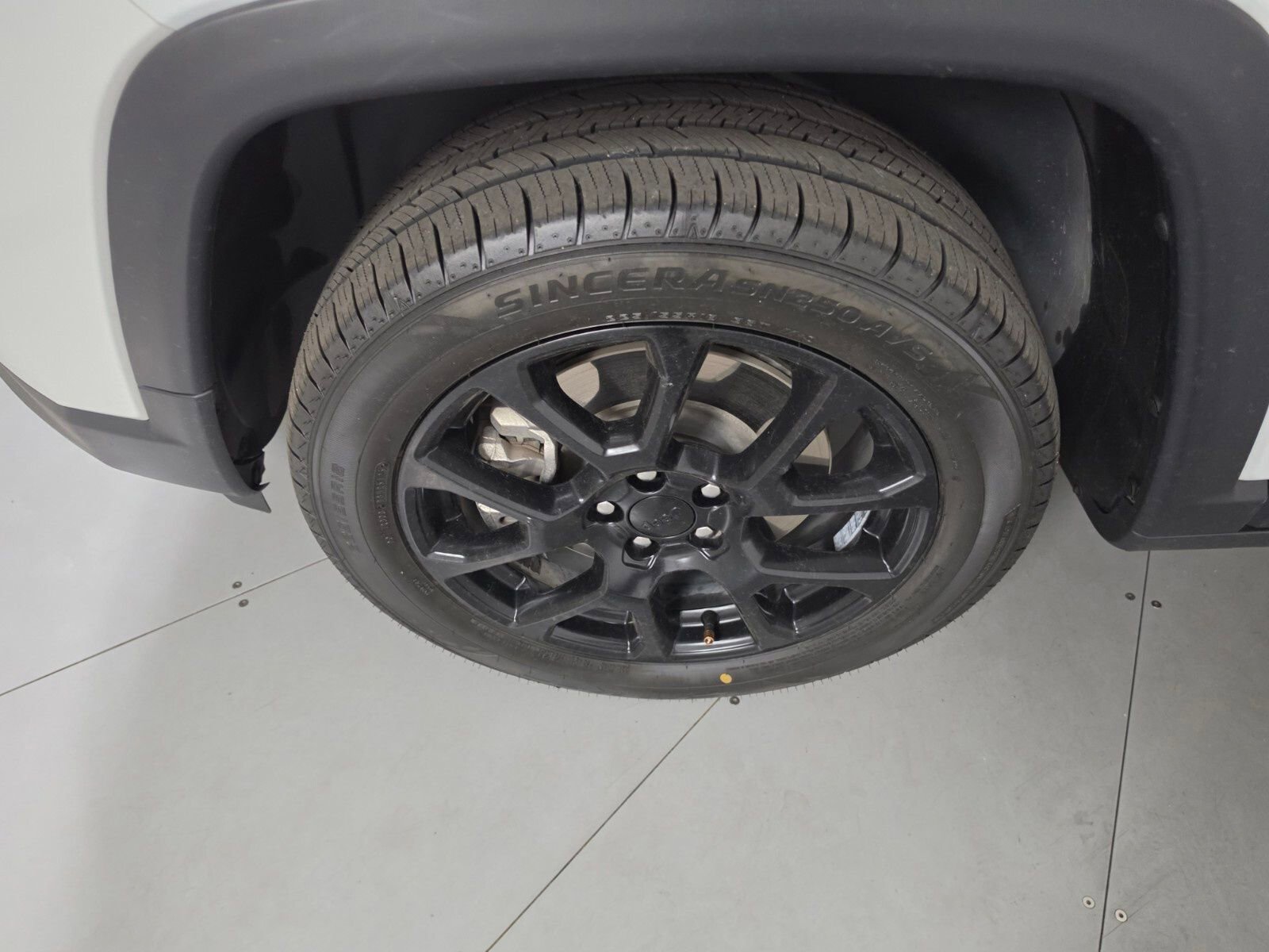 Used 2023 Jeep Compass Altitude image 10