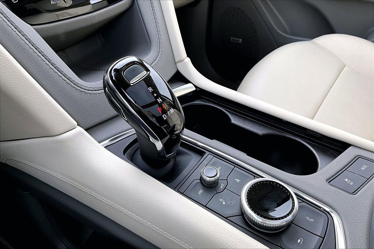 Used 2024 Cadillac XT5 Premium Luxury w/ Technology Package image 31