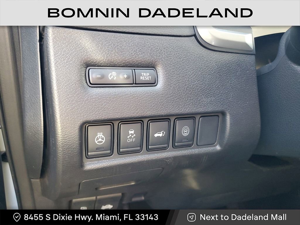 Used 2023 Nissan Murano SL image 10