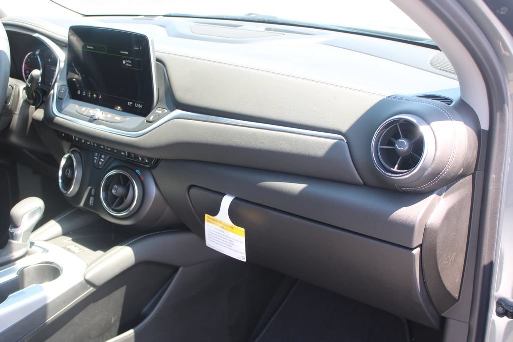 New 2026 Chevrolet Blazer LT w/ Convenience Package FWD image 32