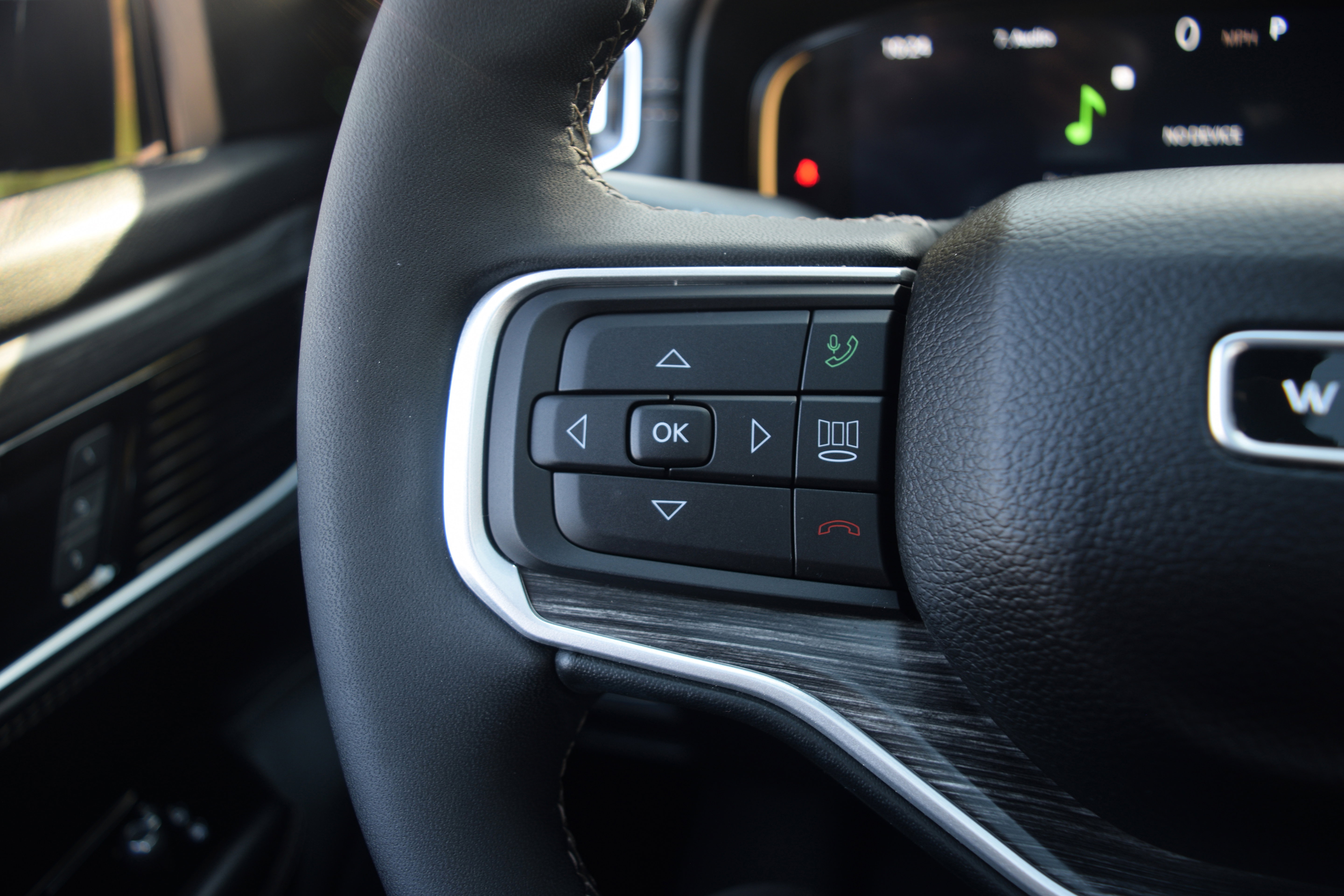 Used 2024 Jeep Wagoneer Series II w/ Premium Group I image 6