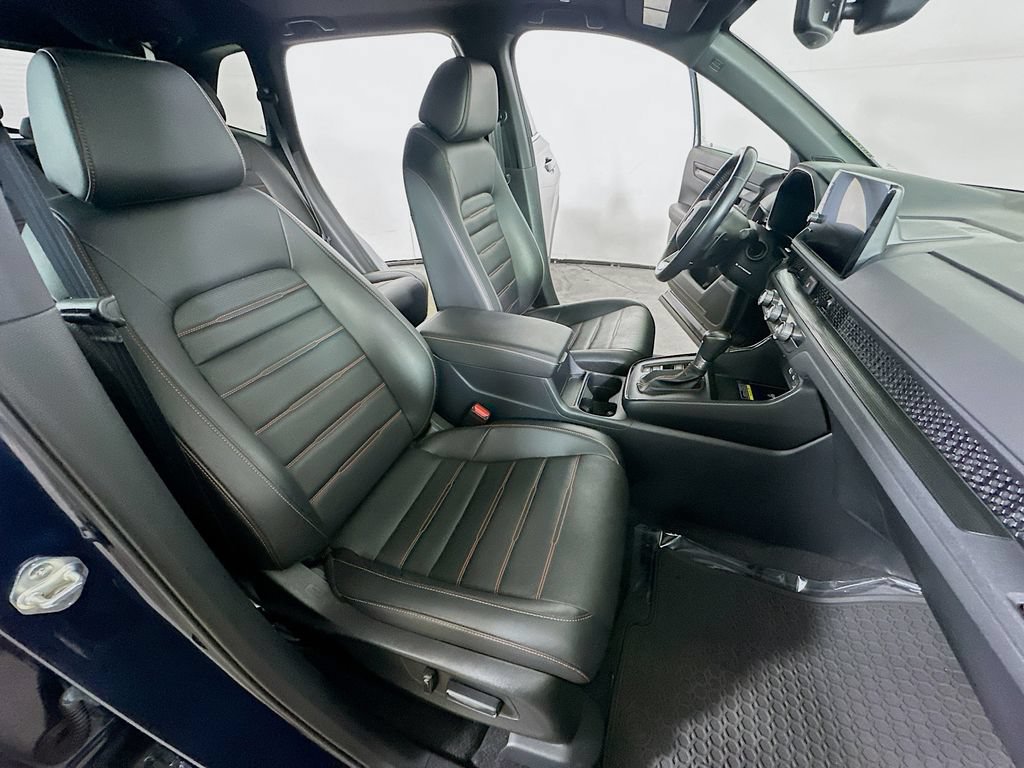 Used 2025 Honda CR-V Sport-L image 14