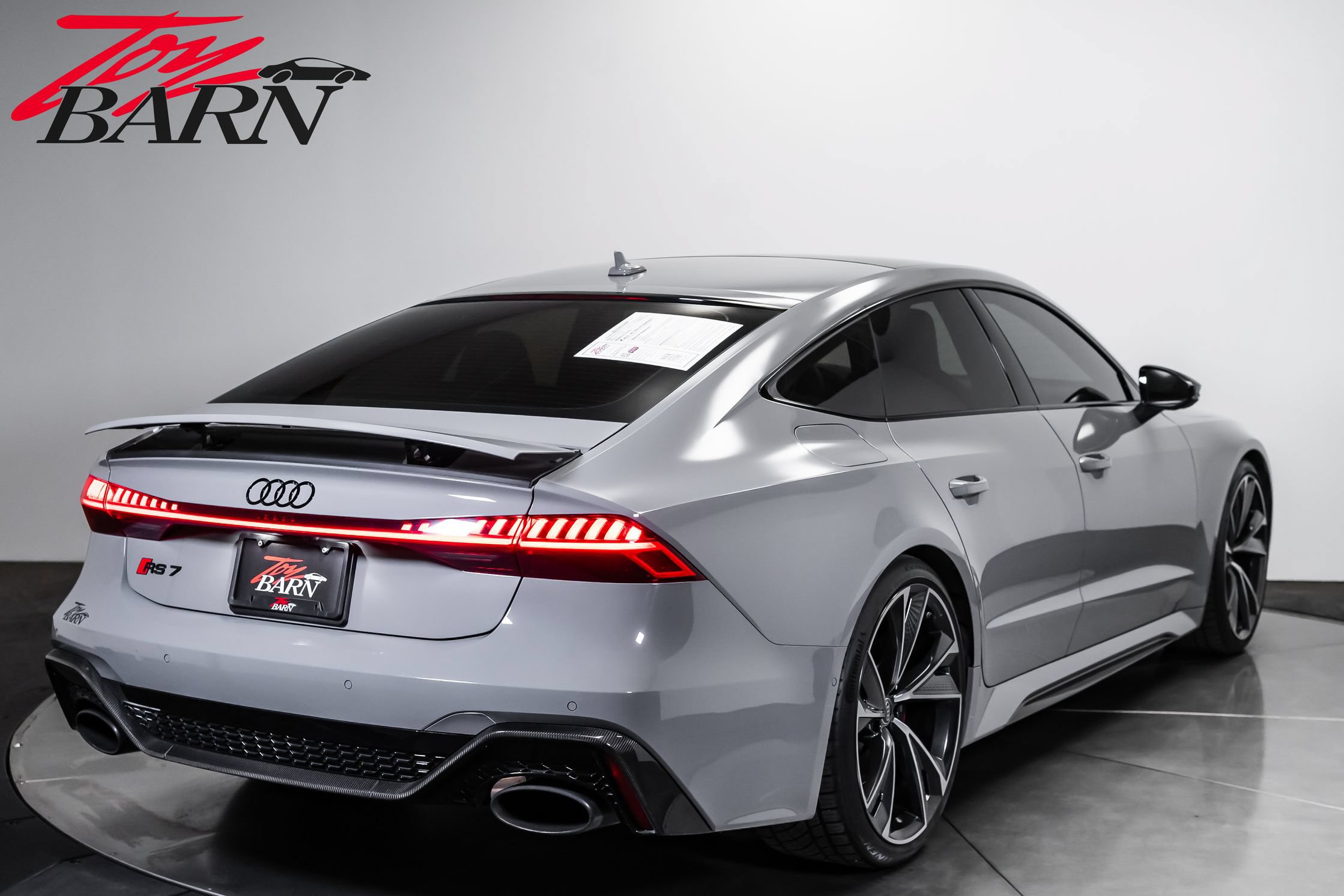 Used 2021 Audi RS 7 Sportback w/ Carbon Optic Package AWD/4WD image 5
