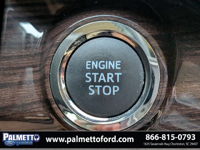 Used 2014 Toyota Avalon XLE FWD image 26