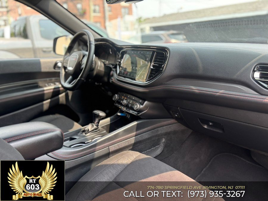 Used 2025 Dodge Durango GT RWD image 17