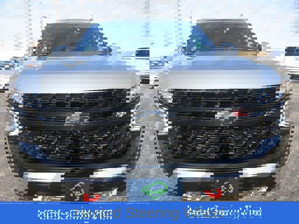 Certified 2024 Chevrolet Suburban Z71 w/ Luxury Package image 8
