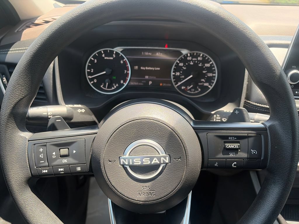 Used 2023 Nissan Rogue S AWD/4WD image 15
