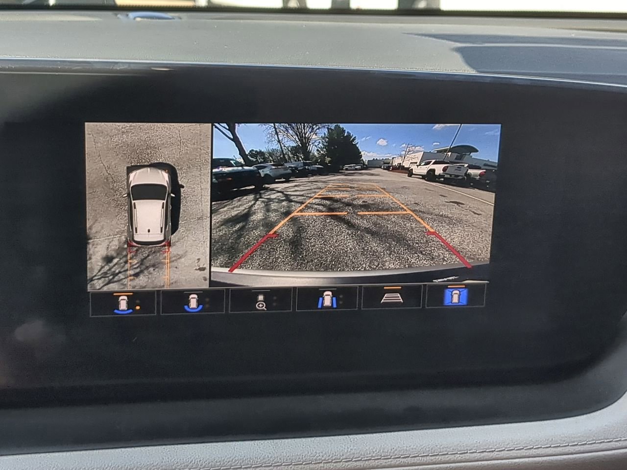 Used 2025 Buick Encore GX Preferred w/ Advanced Technology Package FWD image 14