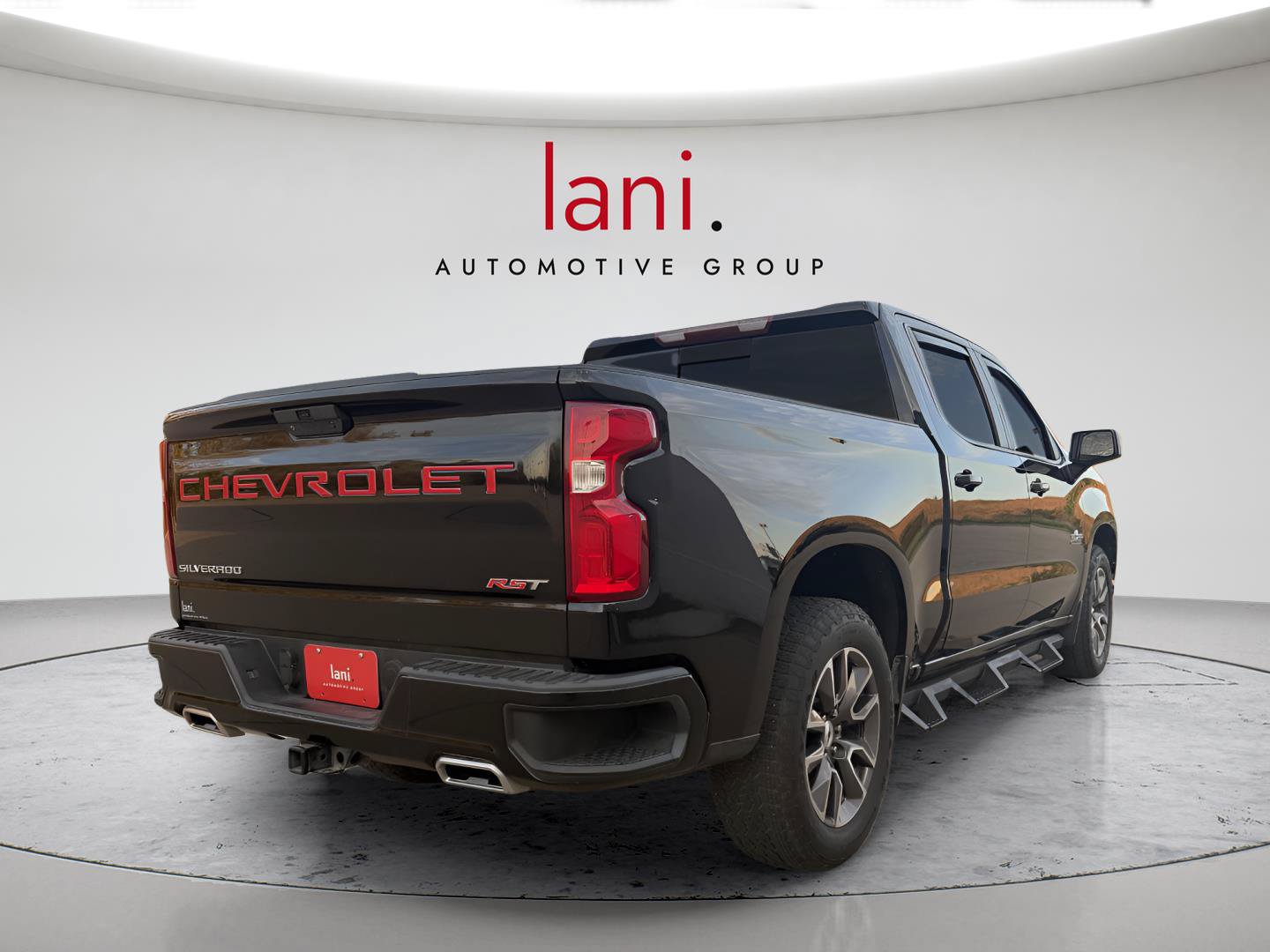 Used 2021 Chevrolet Silverado 1500 RST w/ Texas Edition Plus AWD/4WD image 4