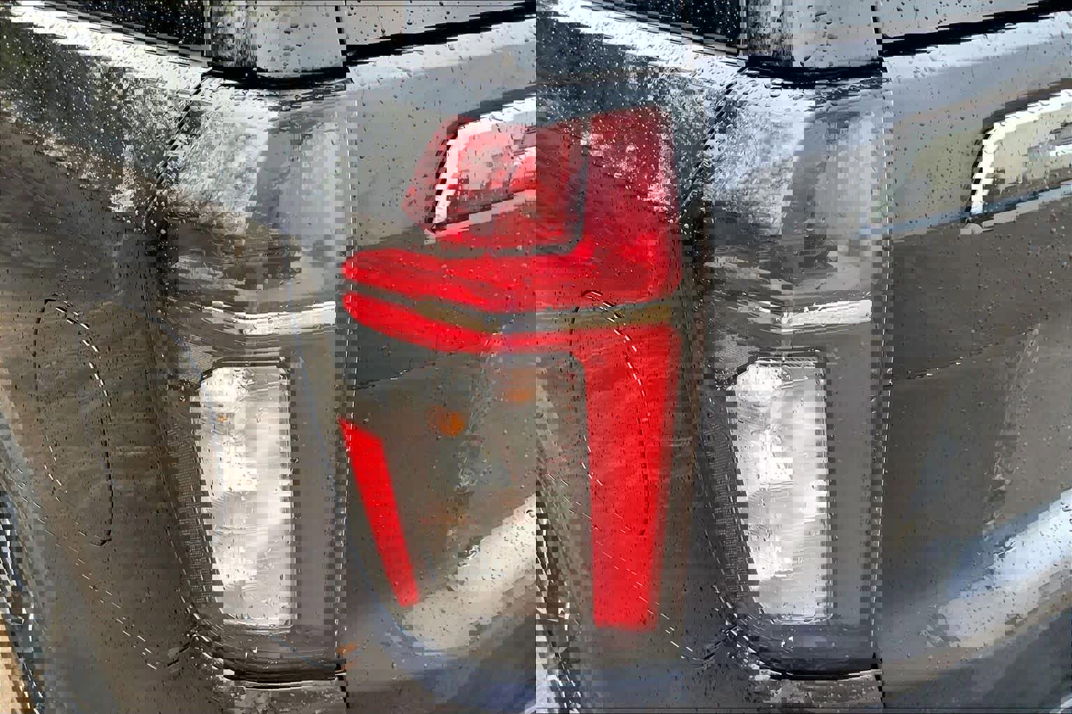 Used 2022 Chevrolet Tahoe RST w/ Sport Performance Package image 28