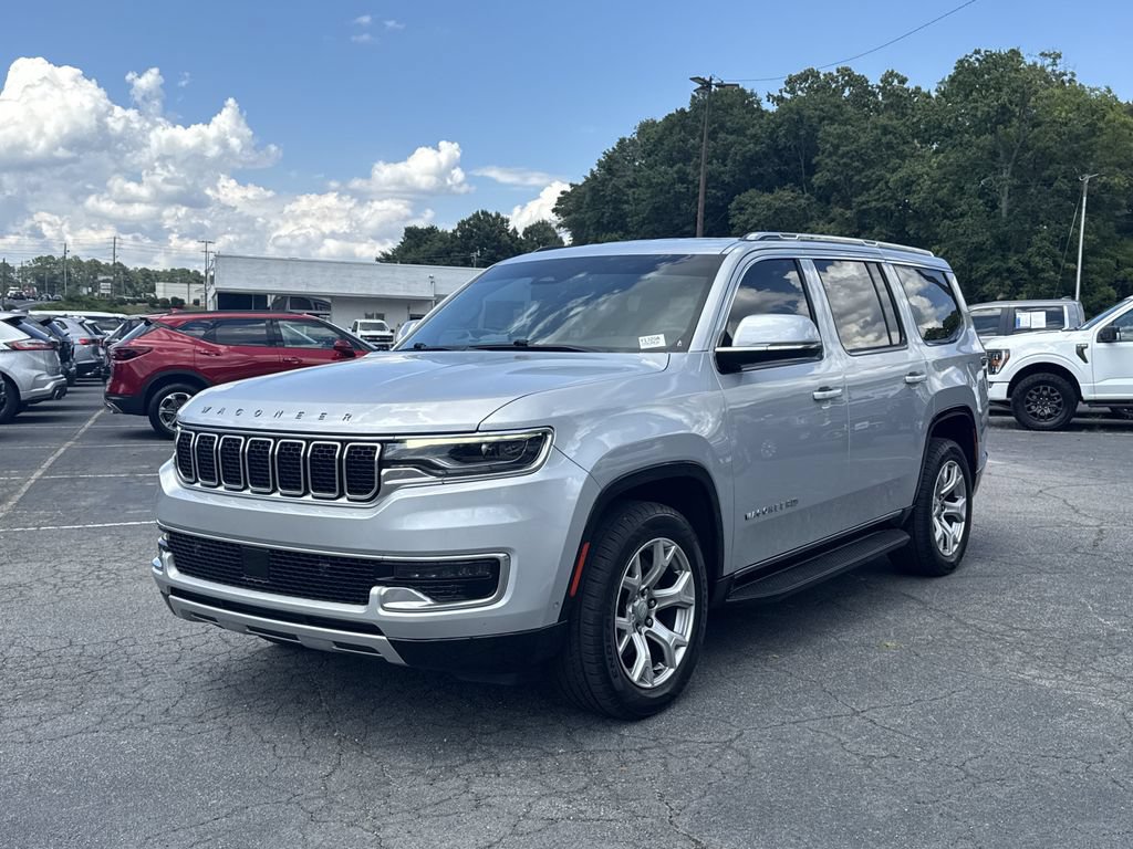 Used 2022 Jeep Wagoneer Series II RWD image 3