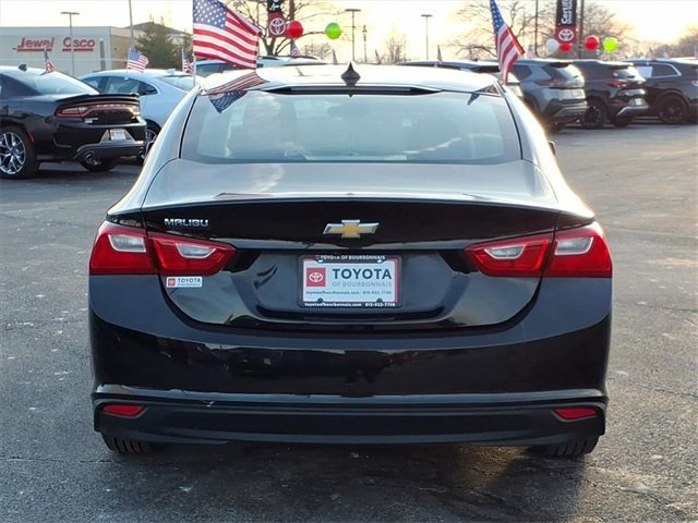 Used 2023 Chevrolet Malibu LS image 4
