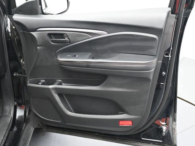 Used 2022 Honda Passport TrailSport image 30