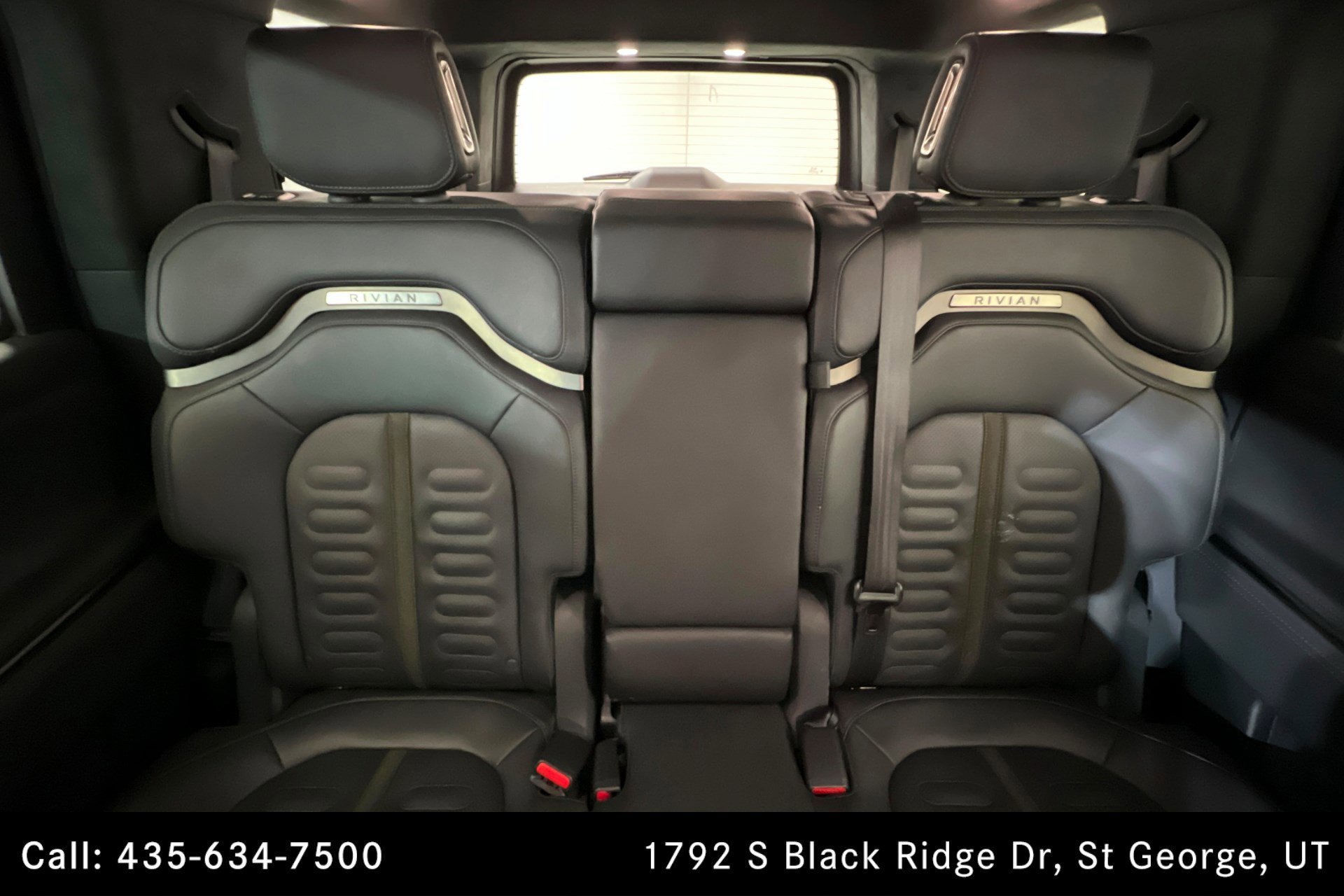 Used 2022 Rivian R1S Launch Edition image 25