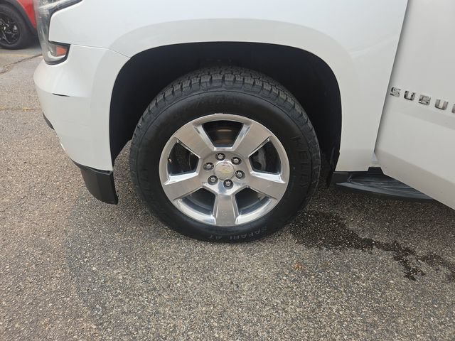 Used 2016 Chevrolet Suburban LT w/ Luxury Package AWD/4WD image 28