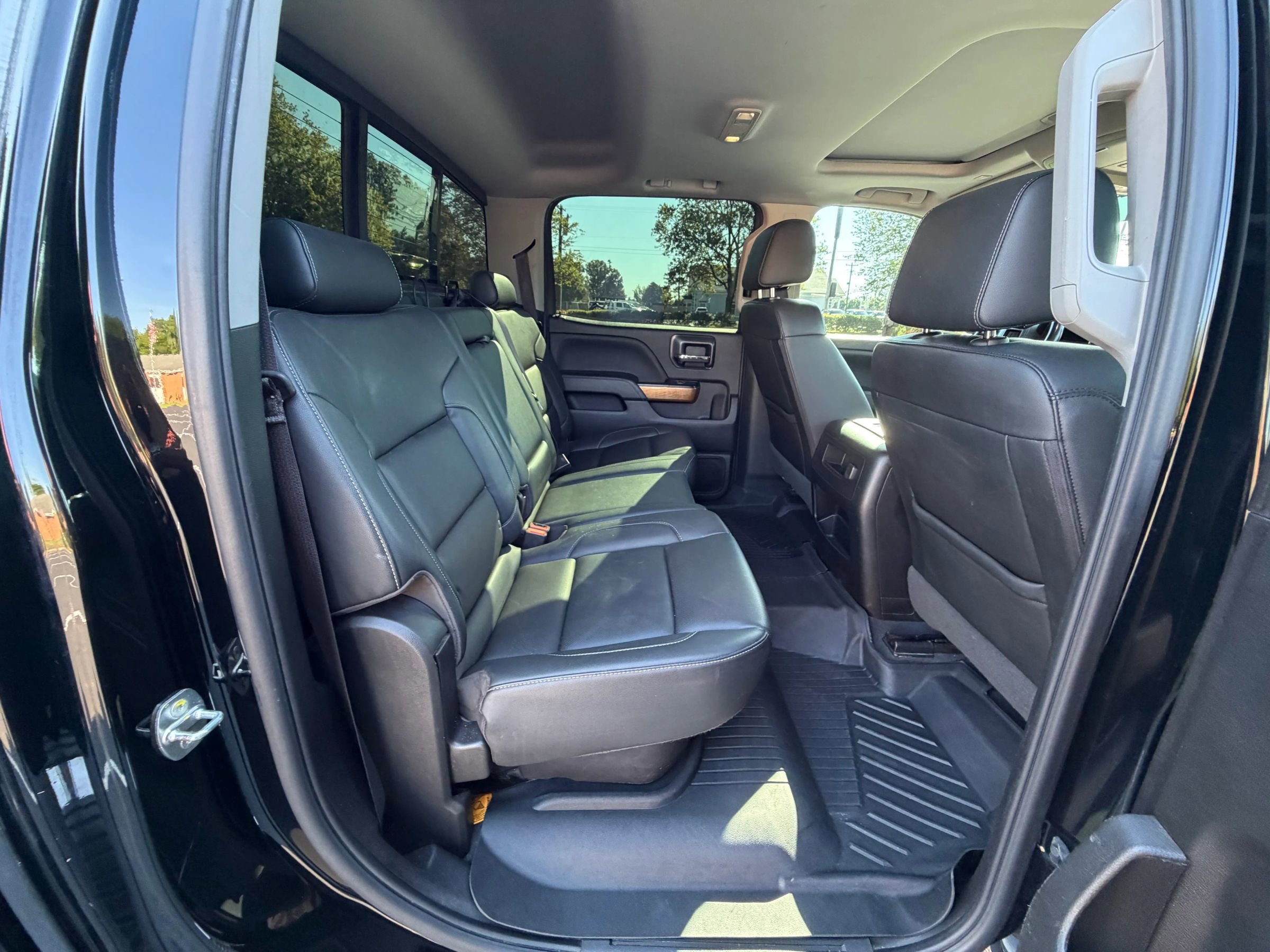 Used 2019 Chevrolet Silverado 3500 LTZ w/ Duramax Plus Package AWD/4WD image 20