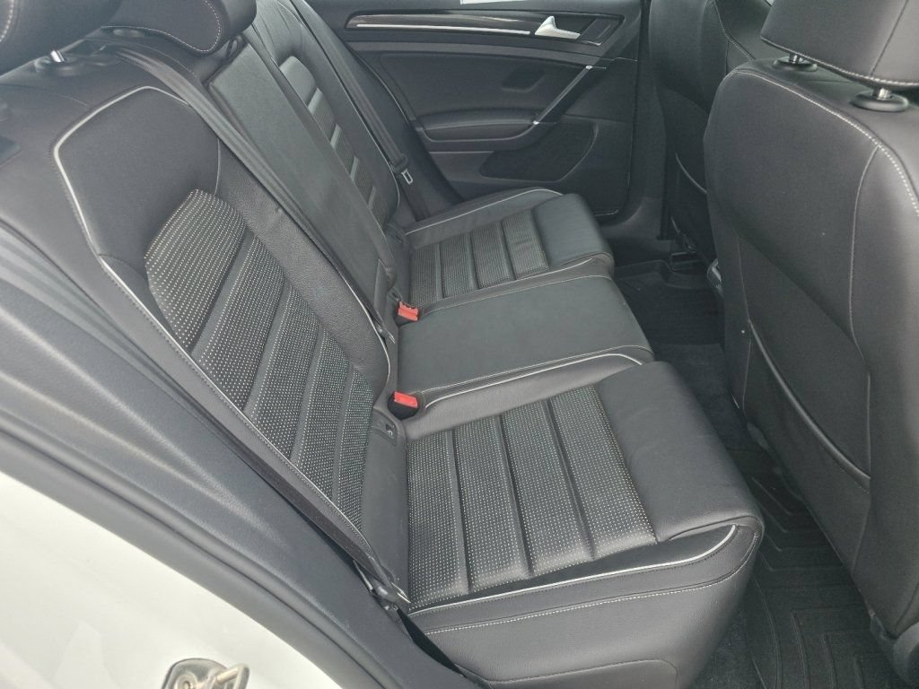 Used 2019 Volkswagen Golf R 4-Door AWD/4WD image 22