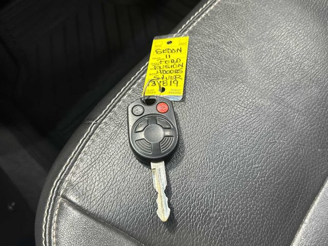 Used 2011 Ford Fusion SEL w/ 302A Rapid Spec Order Code AWD/4WD image 29
