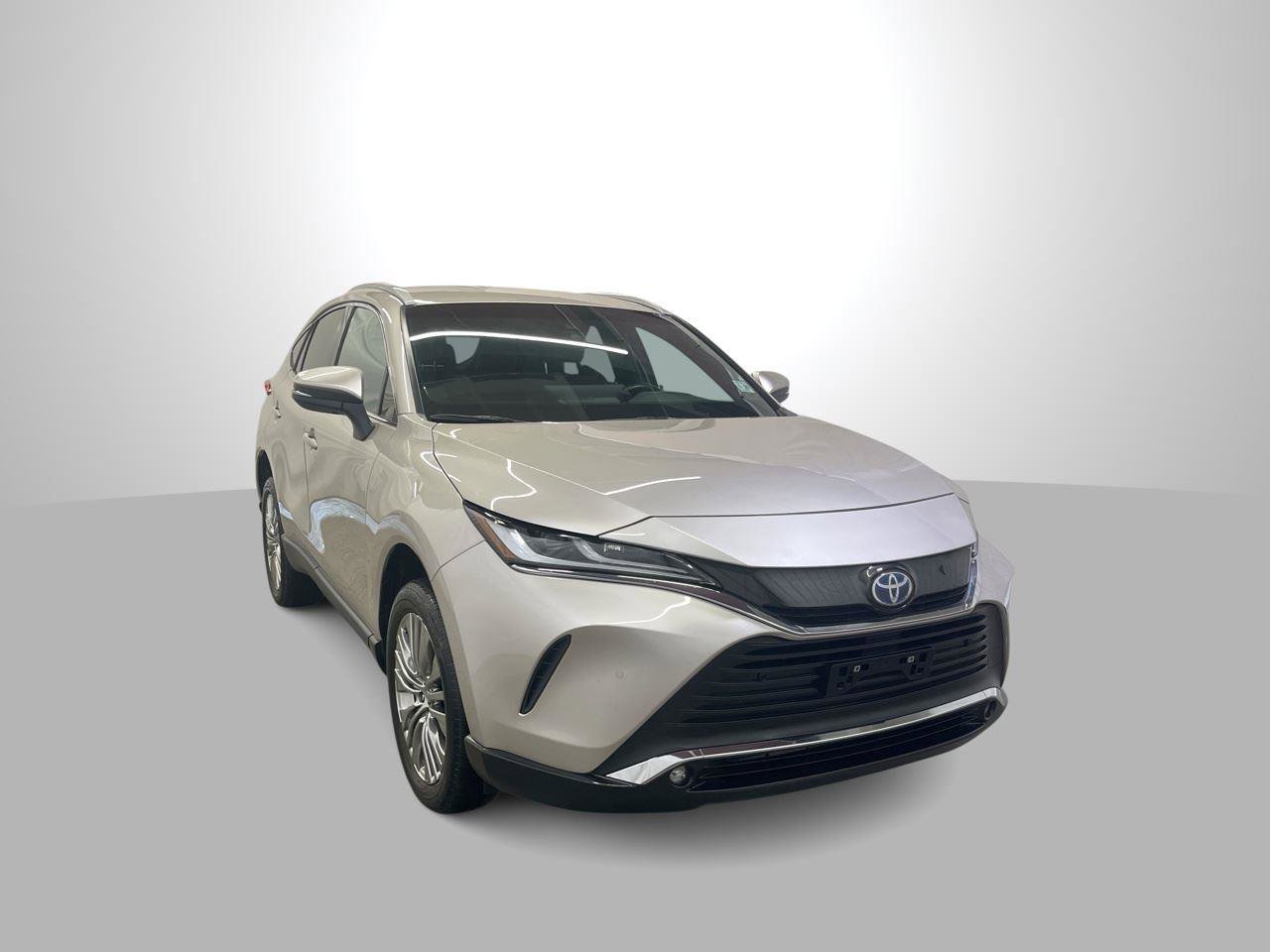 Used 2024 Toyota Venza XLE