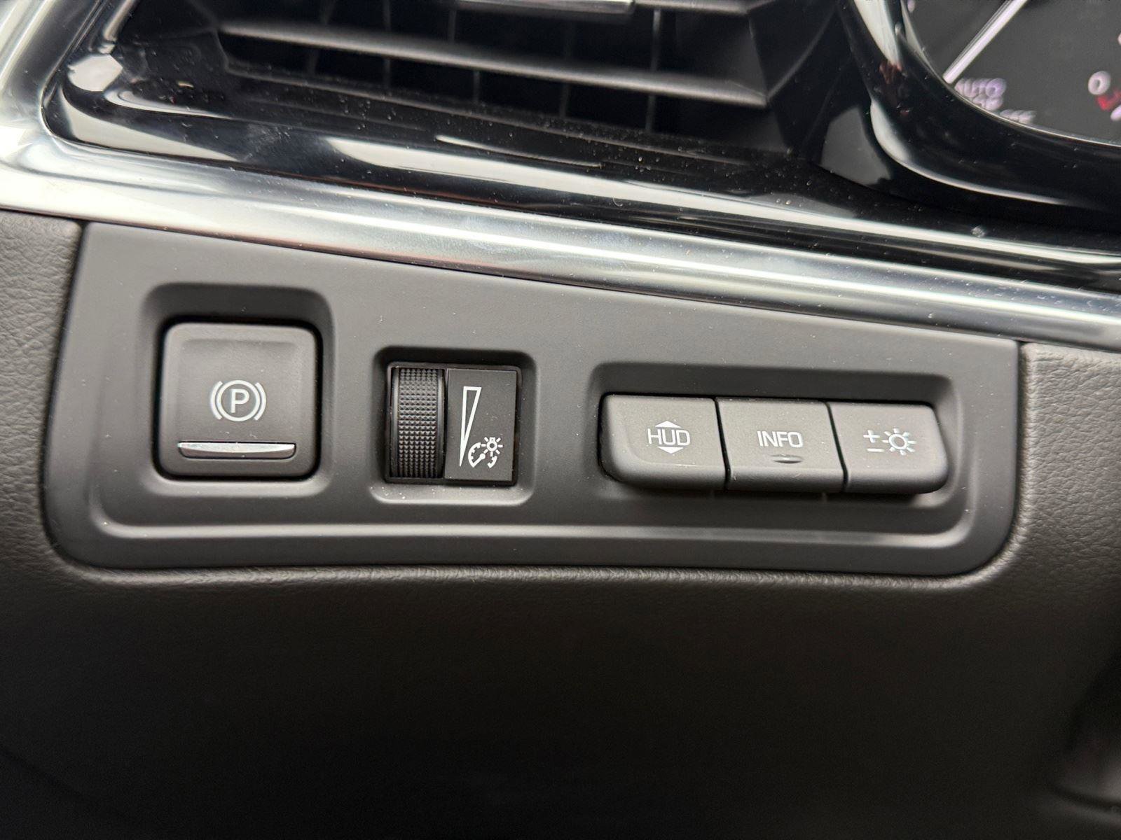 New 2025 Cadillac XT6 Premium Luxury w/ Technology Package image 22