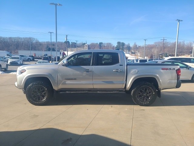 Used 2022 Toyota Tacoma SR5 image 4