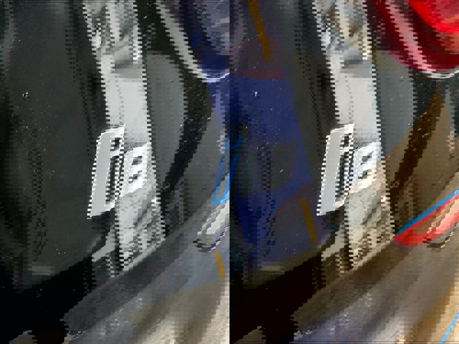 Used 2019 BMW i8 Coupe image 11