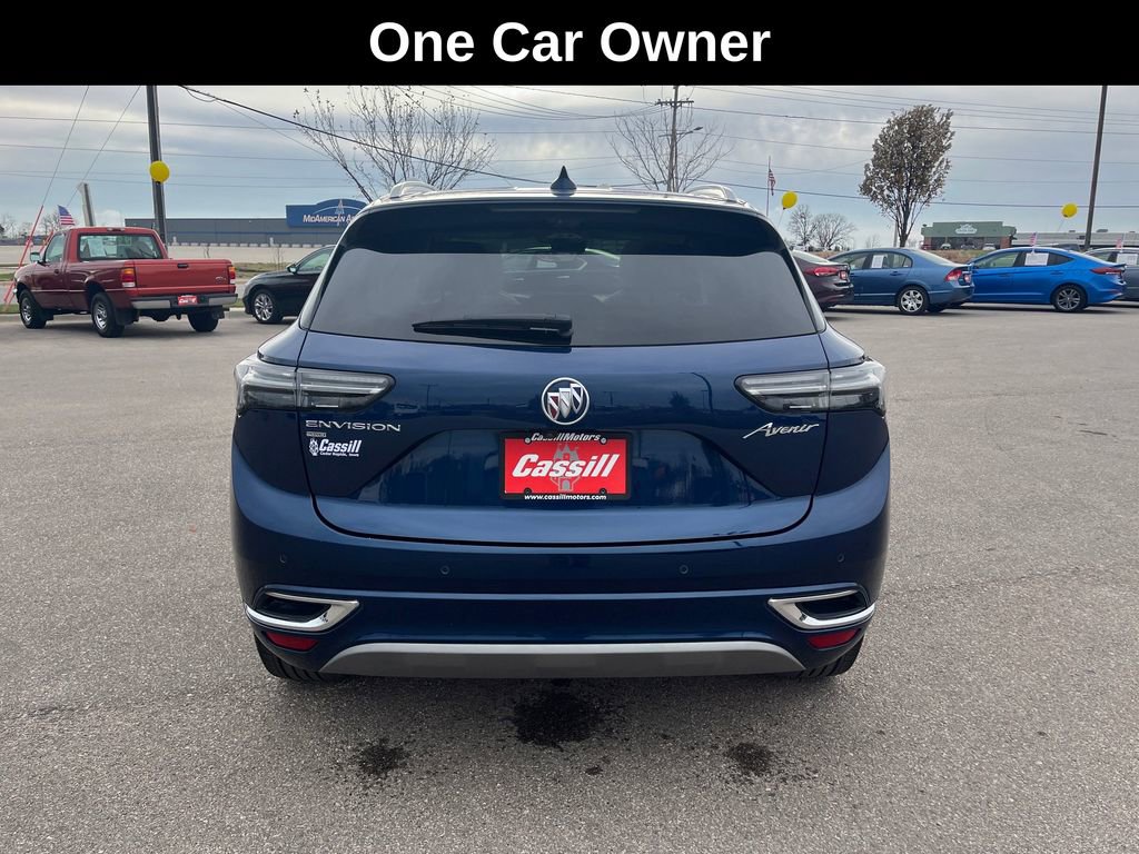 Used 2022 Buick Envision Avenir w/ Technology Package II image 5