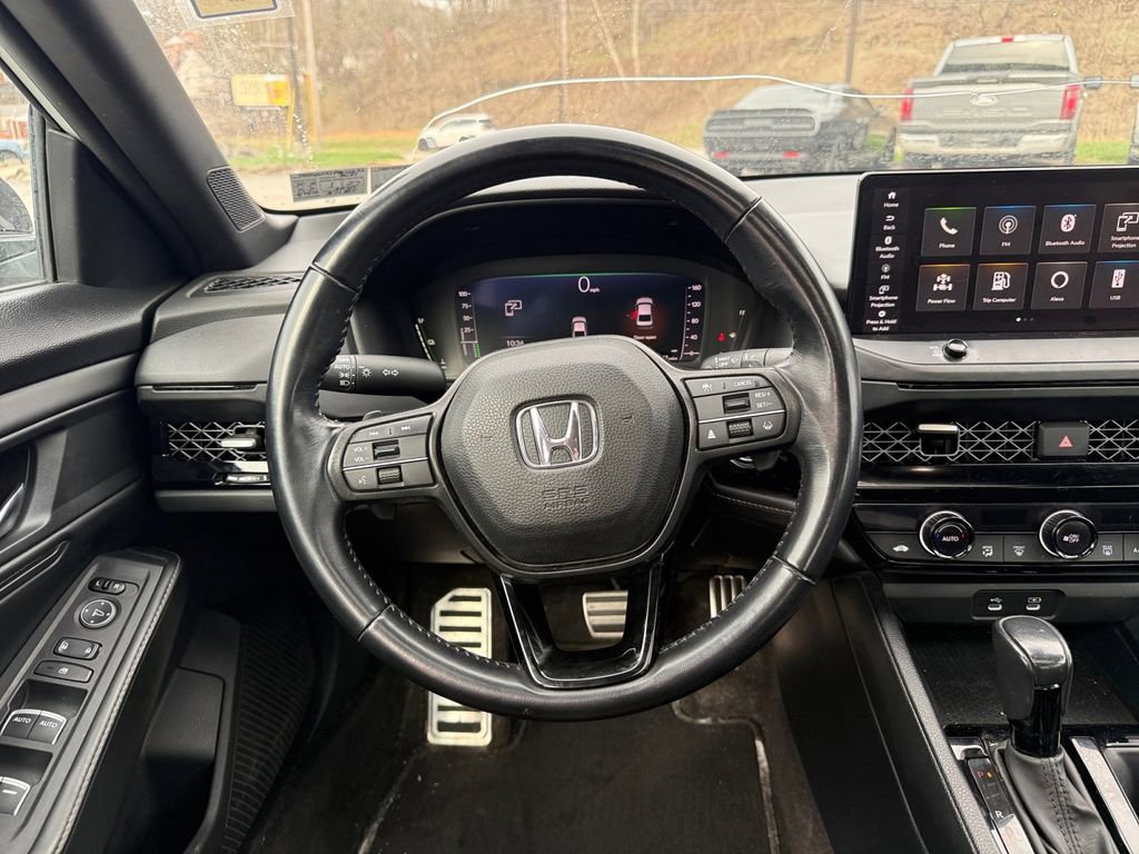 Used 2023 Honda Accord Sport image 15