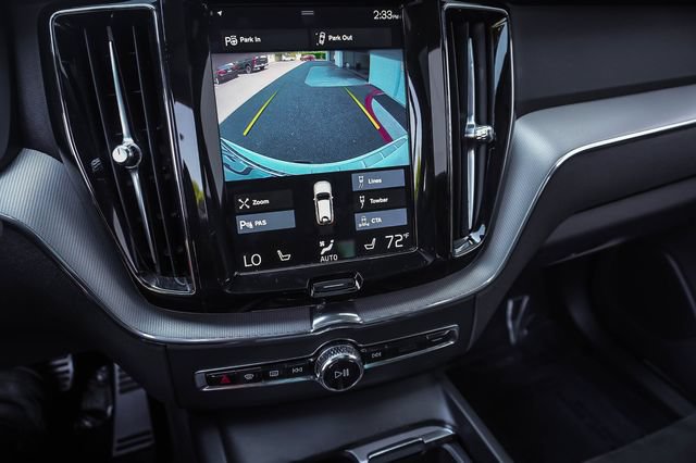 Used 2018 Volvo XC60 T6 R-Design w/ Convenience Package AWD/4WD image 15