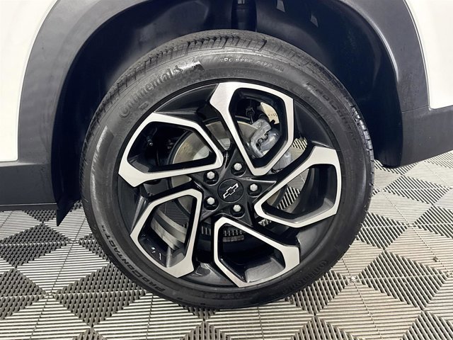 Used 2024 Chevrolet Trax RS w/ Sunroof Package image 30