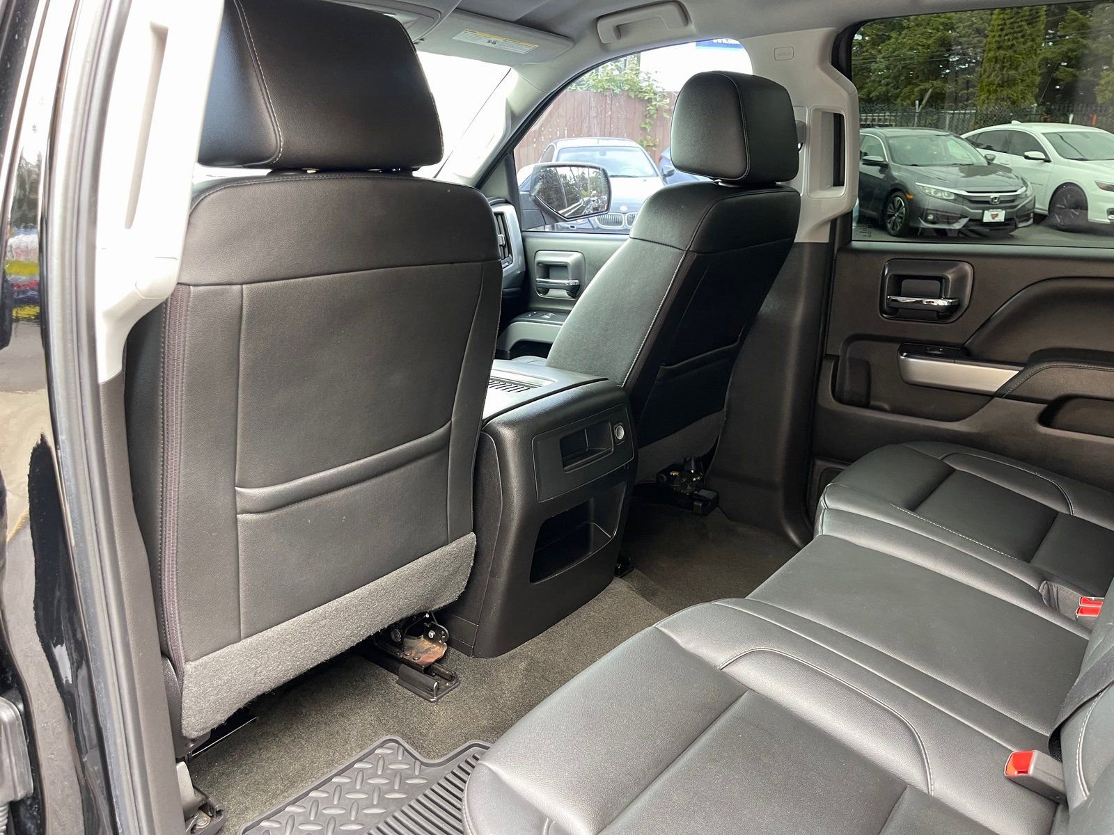 Used 2018 Chevrolet Silverado 1500 LTZ Z71 w/ LTZ Plus Package AWD/4WD image 15