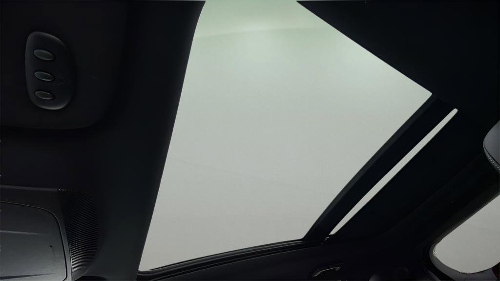 Used 2021 Ford Edge ST w/ Equipment Group 401A image 13