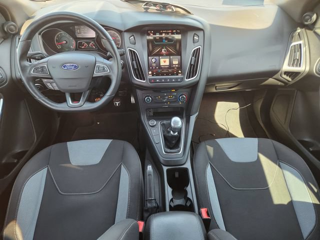 Used 2017 Ford Focus ST FWD image 28