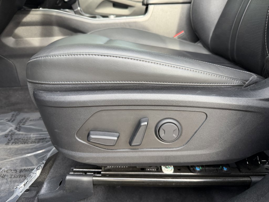 Used 2024 Kia Sorento S w/ Panoramic Sunroof Package image 32