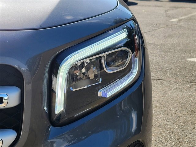 Certified 2021 Mercedes-Benz GLB 250 4MATIC image 9