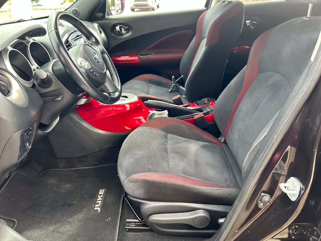 Used 2015 Nissan Juke SV w/ Cold Weather Package AWD/4WD image 10