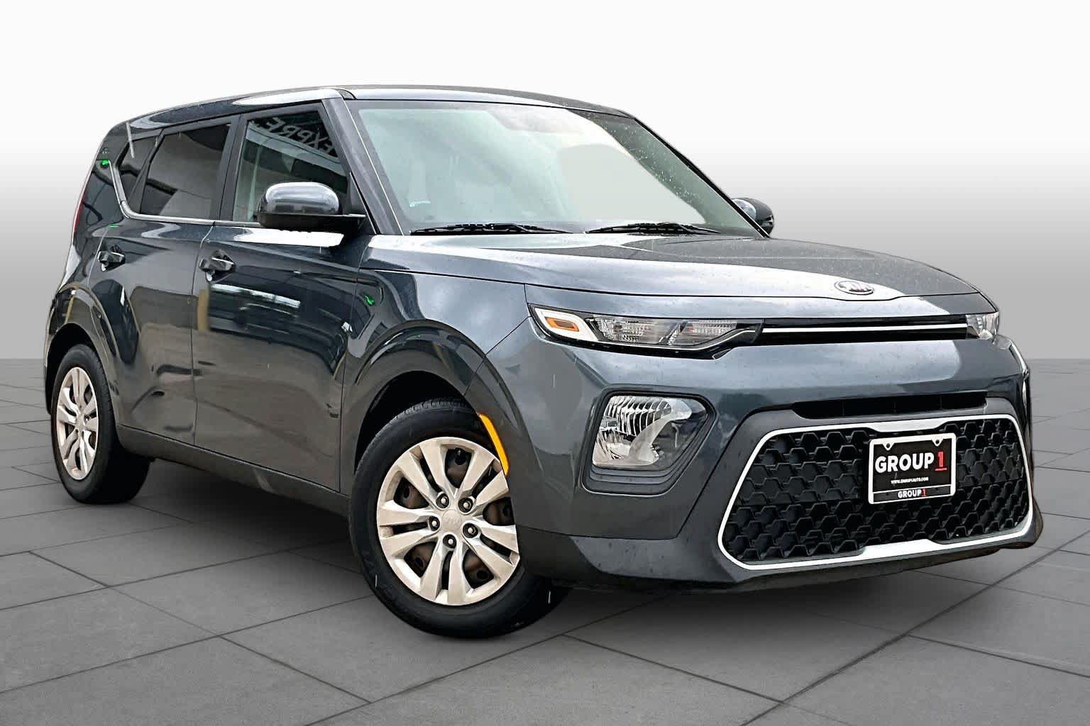 Used 2020 Kia Soul LX FWD image 3