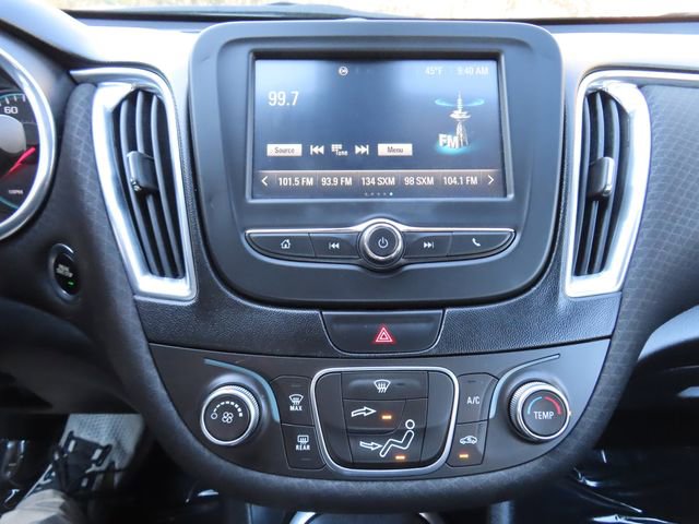Used 2016 Chevrolet Malibu LT FWD image 18