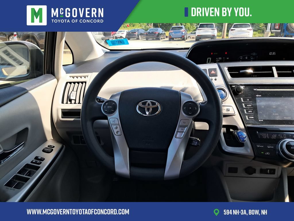 Used 2017 Toyota Prius V Three FWD image 19
