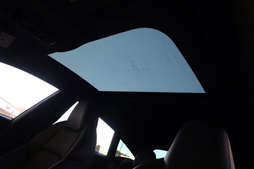Used 2021 Audi S7 Prestige w/ Prestige Package image 19