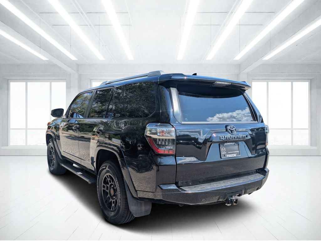 Used 2017 Toyota 4Runner SR5 Premium RWD image 4