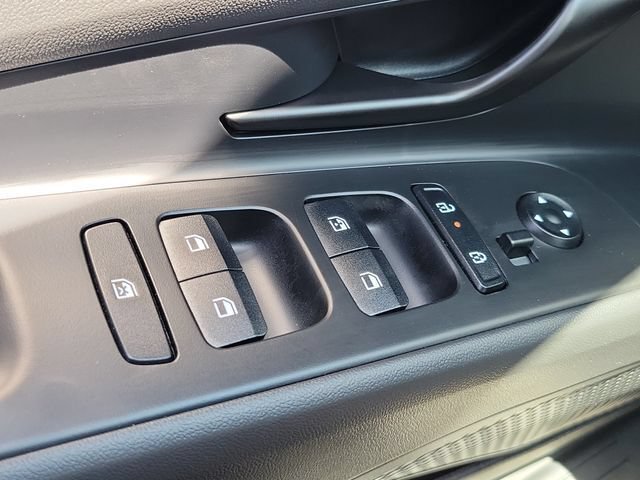 New 2026 Hyundai Elantra SEL Sport FWD image 18