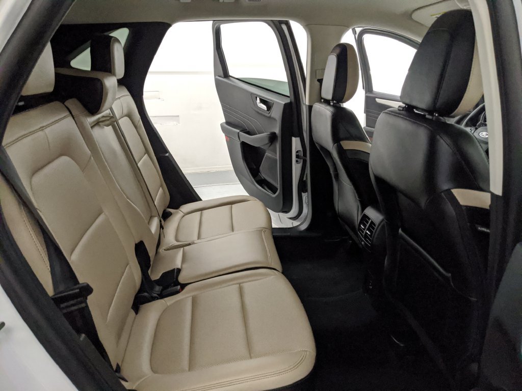 Certified 2022 Ford Escape SEL AWD/4WD image 19
