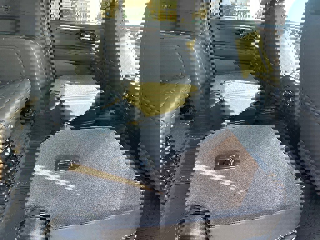 New 2026 Chevrolet Suburban Premier image 25