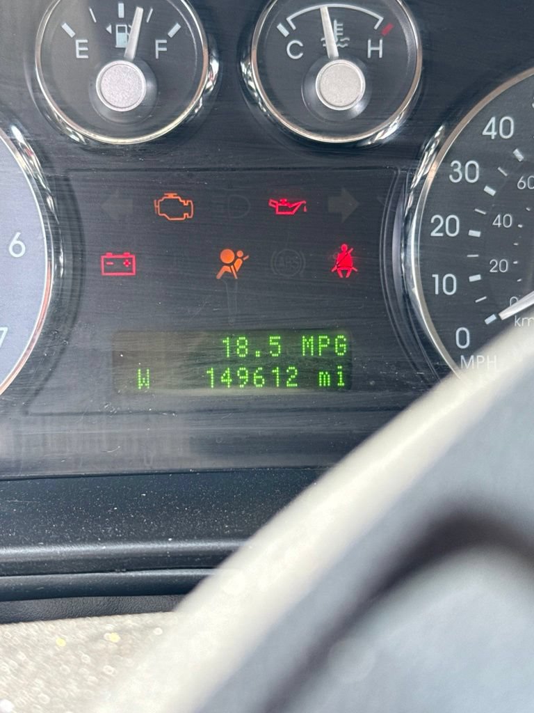 Used 2008 Mercury Milan Premier FWD image 3