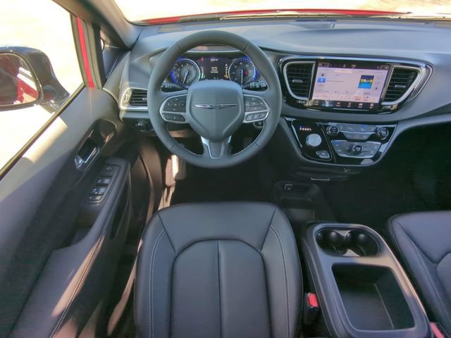 New 2026 Chrysler Voyager LX FWD image 19