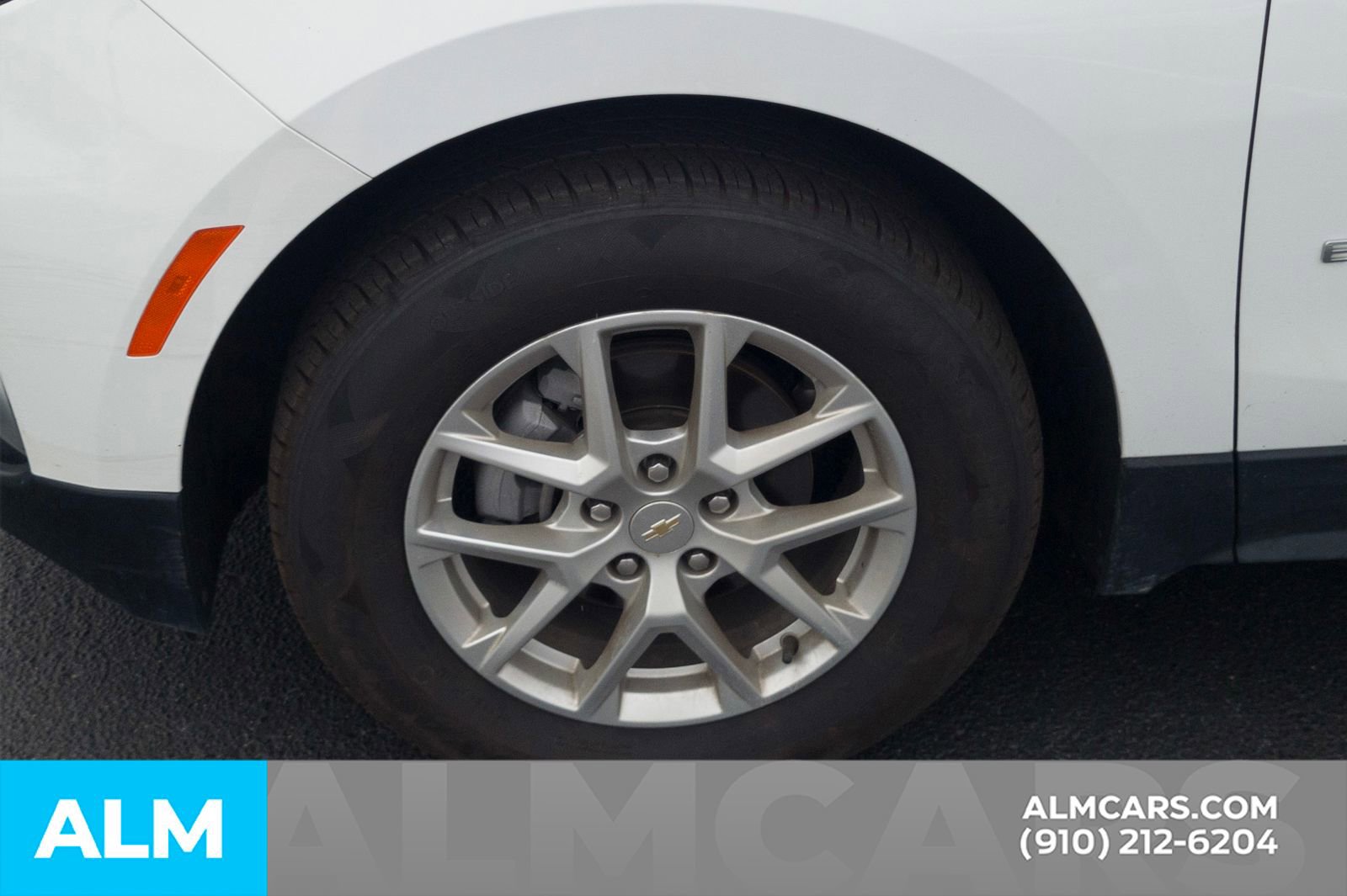 Used 2024 Chevrolet Equinox LT FWD image 15