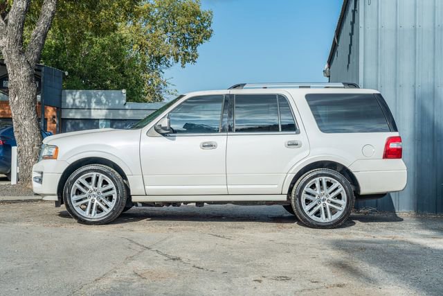 Used 2017 Ford Expedition Limited w/ Equipment Group 301A image 3