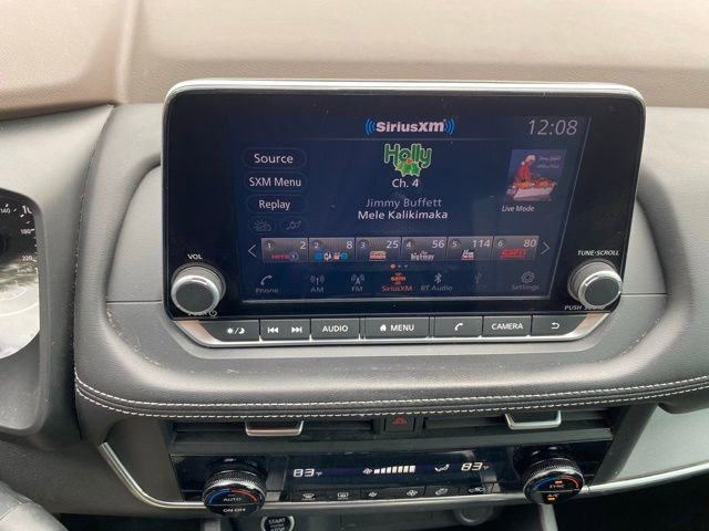 Used 2023 Nissan Rogue SV image 25