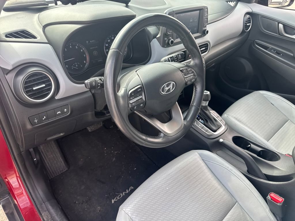 Used 2021 Hyundai Kona Limited w/ Cargo Package image 19